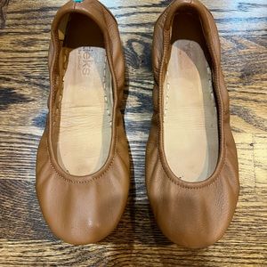 Tieks Chestnut Flats